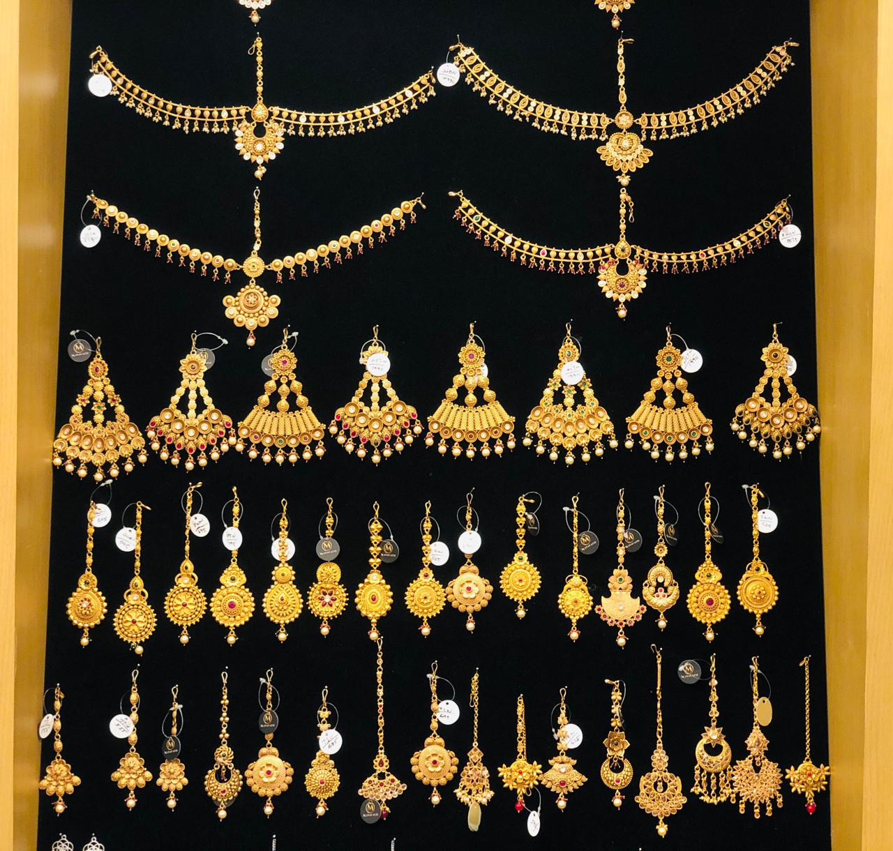 MANAVATTY  IMITATION