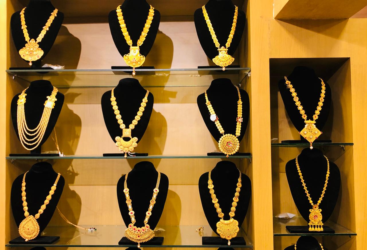 MANAVATTY  IMITATION